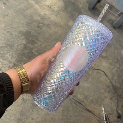Venti Starbucks cup