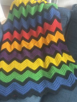 XXLG Vintage, Crocheted Afghan in Colorful Chevron Pattern