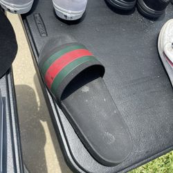 Gucci Slide (Left)