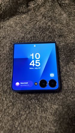 Galaxy ZFlip 7!! Like new!!! Great condition