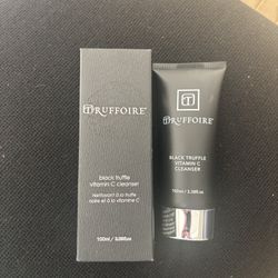 Black Truffle Vitamin C Cleanser