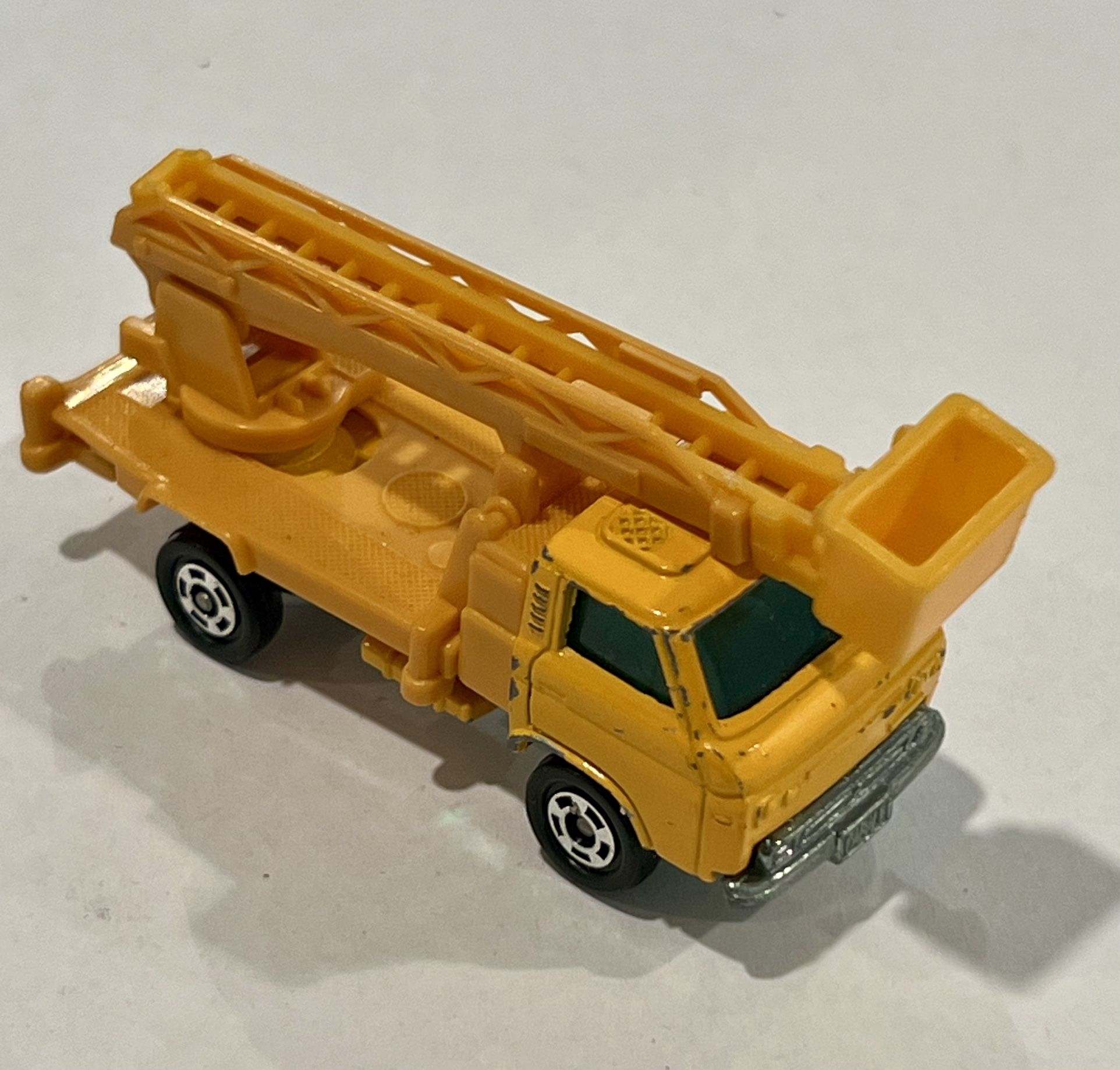 Vintage 1986 Tomica Nissan Cabal Skymaster Truck Loose