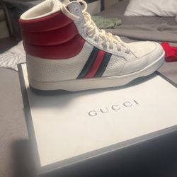 Gucci Shoes 