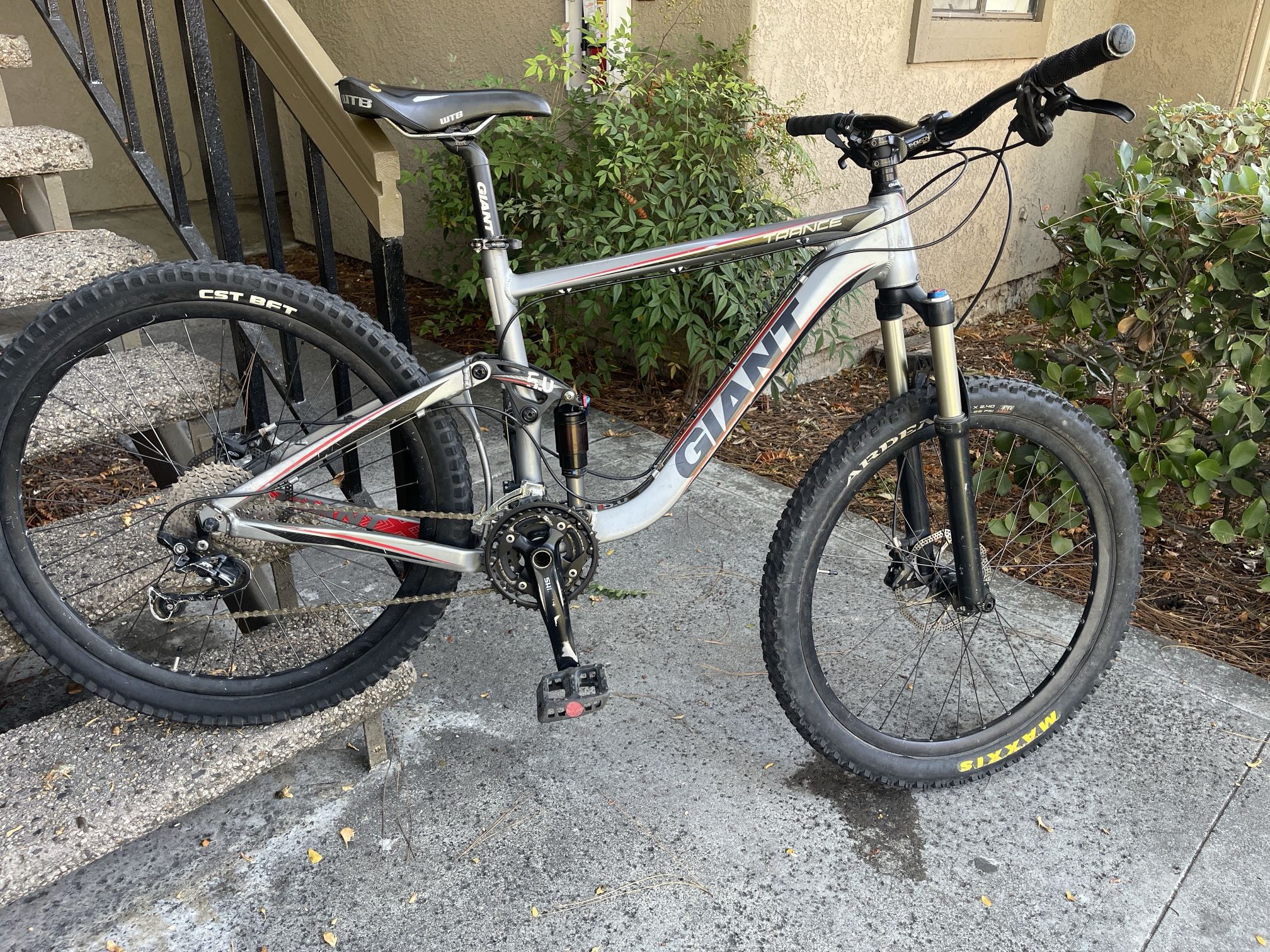 Giant Trance Bike