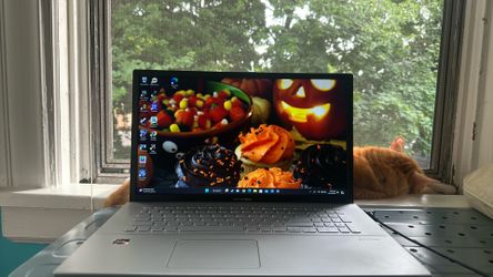 ASUS VivoBook Ryzen 7 / 12GB RAM / 512GB SSD / Windows 11