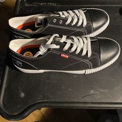 Levis Woman’s Shoes