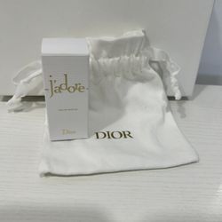 Dior Mini Perfume And Gift Pouch 