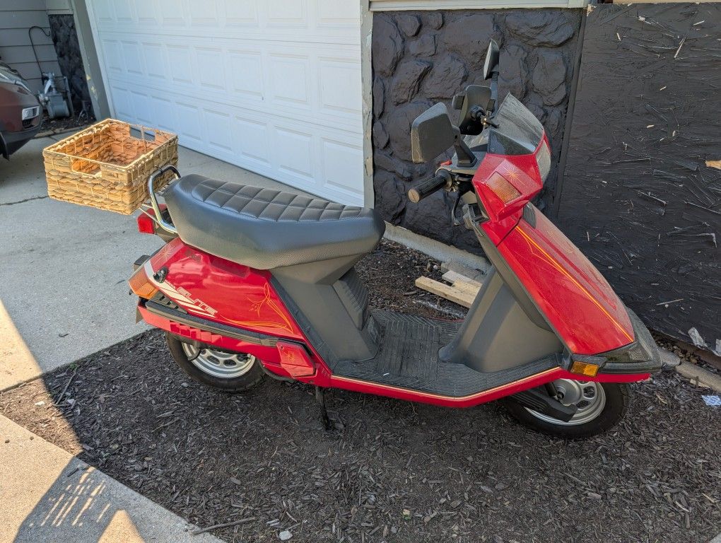 Honda Elite Scooter