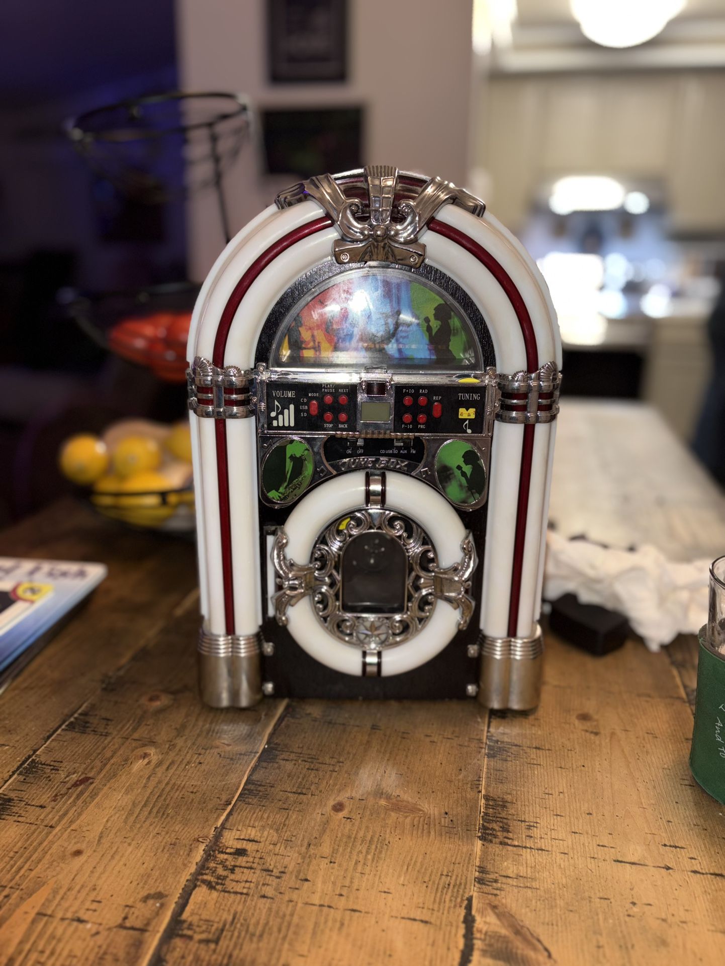 Mini Vintage Jukebox