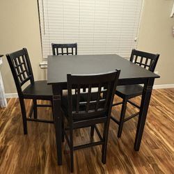 Black Pub Table With 4 Chairs 