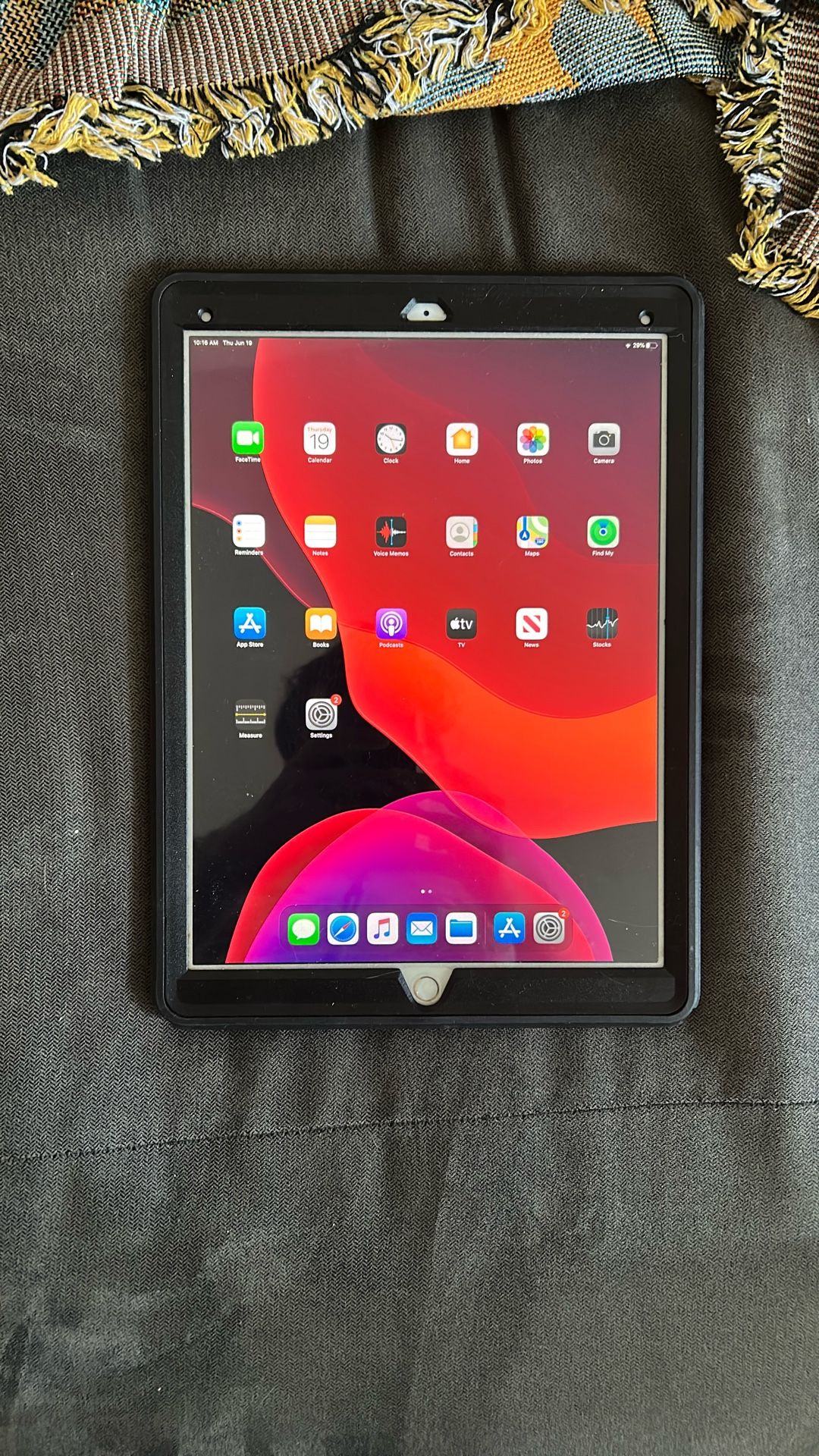 IPad Pro (12.9 Inch) W/ Case 1st generation