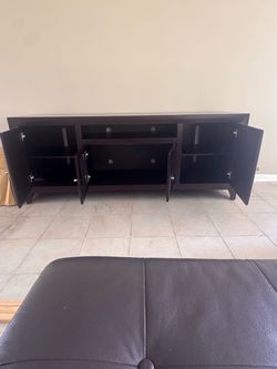 Entertainment cabinet