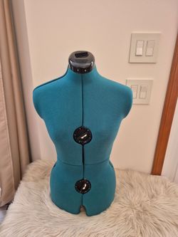 Adjustable Dress Form