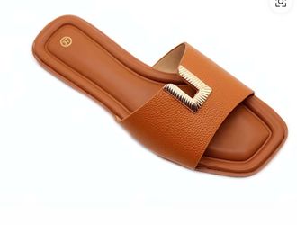 Women’s sandals