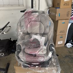 Graco Car Seat New 