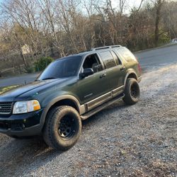 2002 Ford Explorer