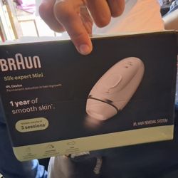 Braun Silk-expert Mini, an at-home IPL (Intense Pulsed Light) hair removal system.