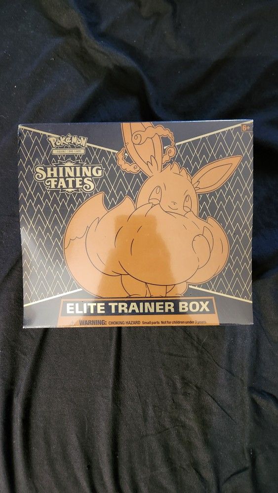 Pokemon Cards - Shining Fates Elite Trainer Box