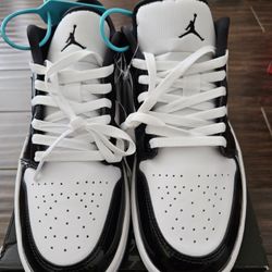 Jordan 1s Low