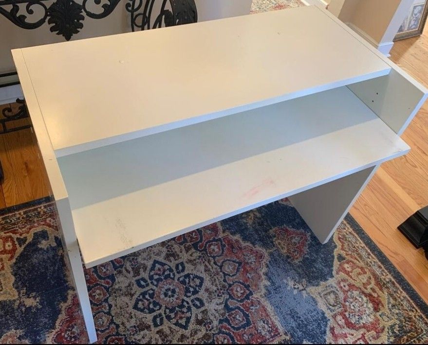 Ikea Desk Excellent Condition