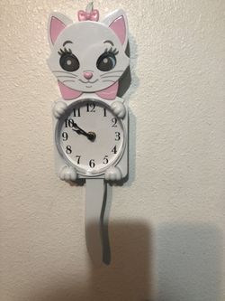 Disney Aristocrats Pretty Kitty Clock