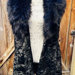 Black fuzzy vest!!!