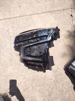2021-2023 Chevy Tahoe Driver Side Headlight