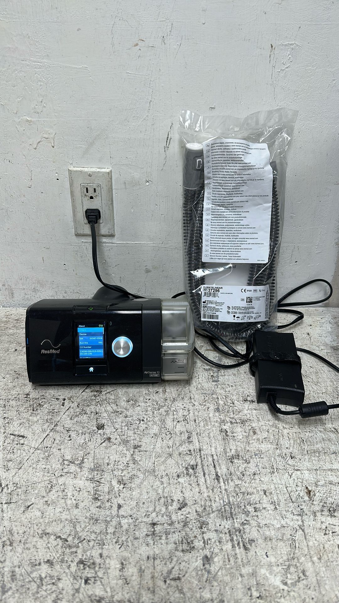 ResMed AirSense Autoset - Only 591 Hours!