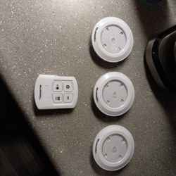 3 Wireless LED Lights With Remote Control