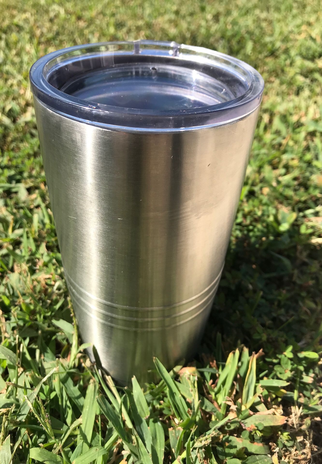 Beautiful 20 oz stainless steel cup