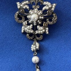 Vintage Sterling Silver Victorian Style Pendant 
