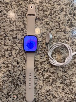 Apple Watch Series 10 GPS 46mm Rose Gold with M/L Band  100% battery health - New - Never used - comes with charger