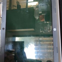 Hp Laptop barely Used Like New 