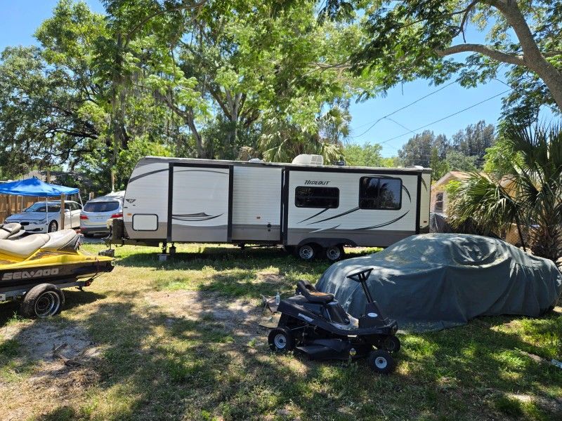 2015 Keystone hideout 30 Foot Rv Camper Trailer