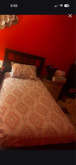 Twin bed