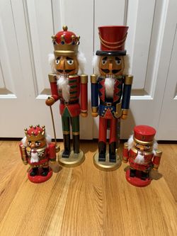 Nutcracker Christmas Holiday Decoration Home Decor (Set of 4) 