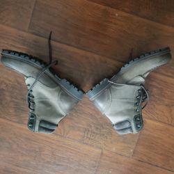 Mens Gray Boots