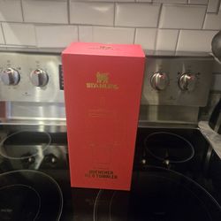 Stanley Scarlet Tinsel 40oz new Limited Edition Holiday Tumbler, Travel Mug Cup