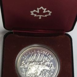  1980 Canada Arctic Territories Silver Dollar in Original Box 