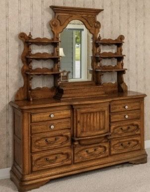 Beautiful King Bedroom Set, Mid 1970s Thomasville. 300 OBO. Needs To Go.