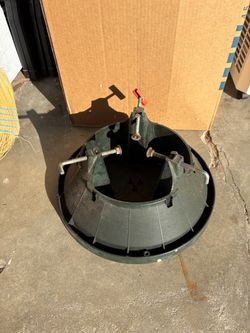 Christmas tree stand