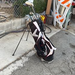 Golfing 🏌️♀️