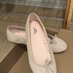 Urban Outfitters Ballet Flats