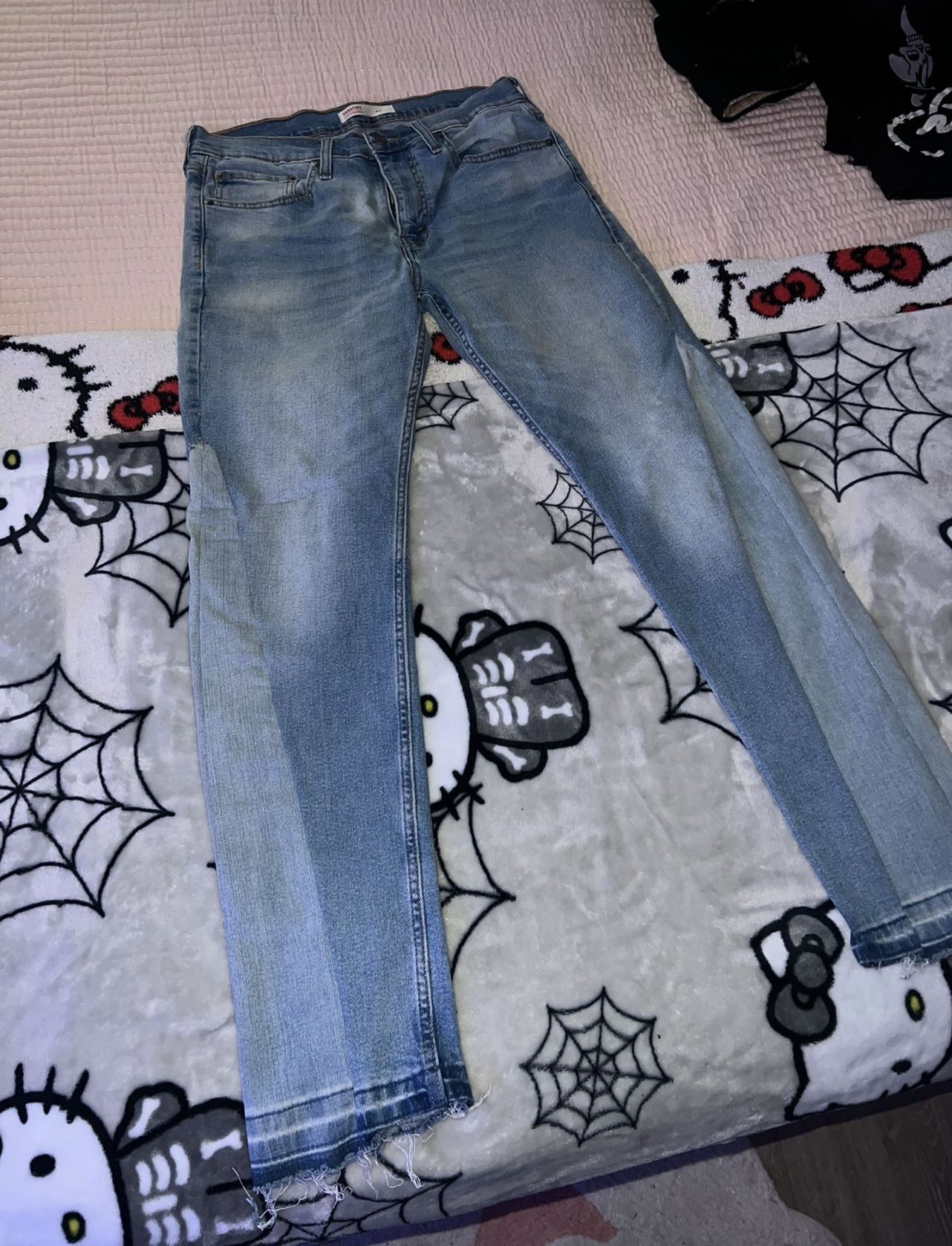 Levis Jeans