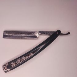 Antique Straight Razor. 