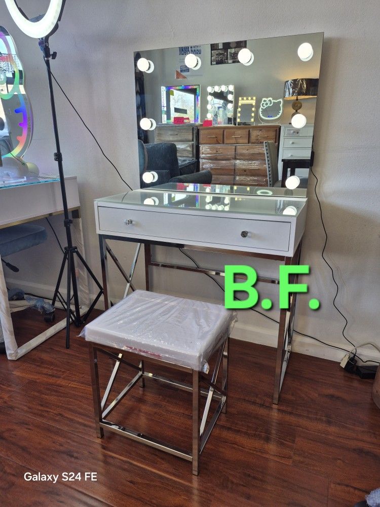 π Vanity Set, Mirror, Desk And Chair, New In The Box.