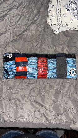 New Boys XXL Briefs 7pk $10. 77093