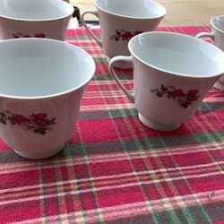 China Dinnerware (complete Set Of 5)