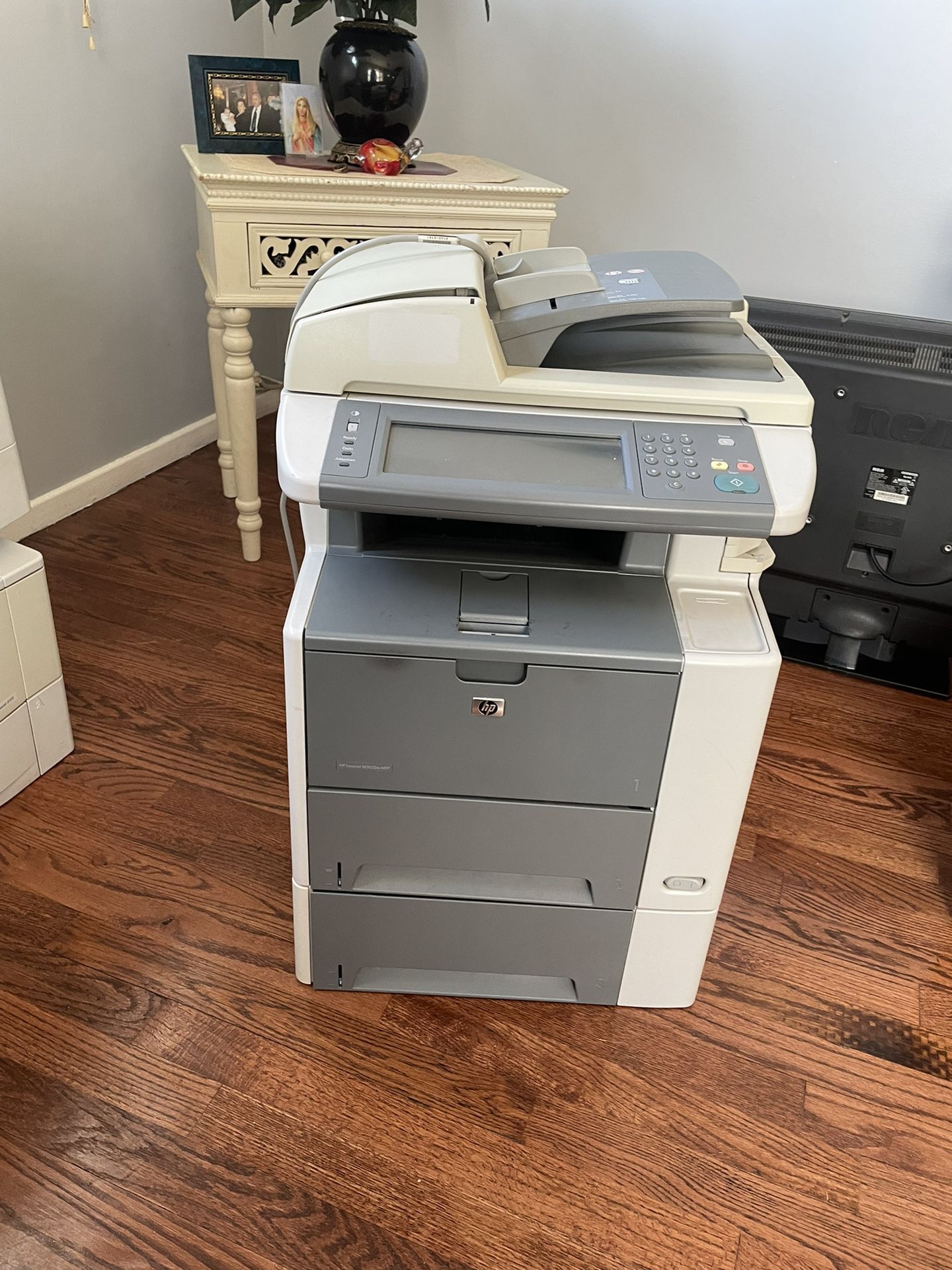 HP LaserJet m3035xs mfp Printer