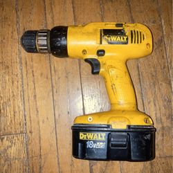 DeWalt DW958 3/8” VSR Cordless Adjustable Clutch Drill/Driver w/ Battery (see description)